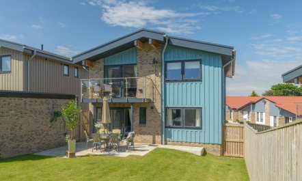 3 Bed in Amble