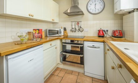1 Bed in Warkworth 3