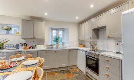 4 Bed in Shebbear 8