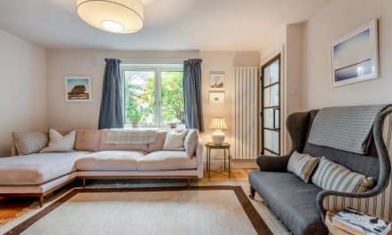 3 Bed in Milford On Sea 5