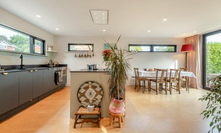 3 Bed in Milford On Sea 3