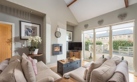 2 Bed in Bamburgh 2