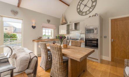 2 Bed in Bamburgh 4