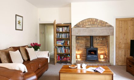 3 Bed in Warkworth 1