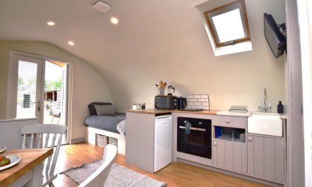 1 Bed in Rocester 3