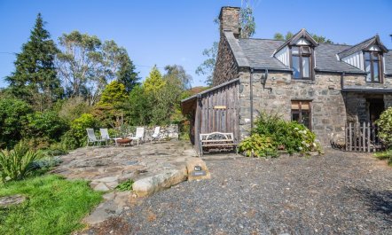 2 Bed in Islawrdref 6