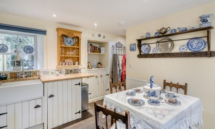 2 Bed in Newburgh 7