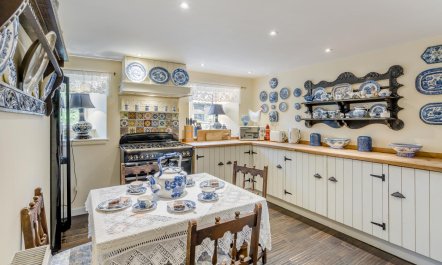 2 Bed in Newburgh 1