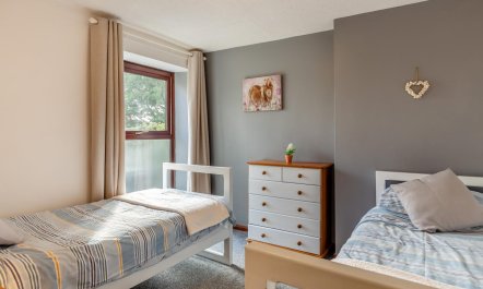 2 Bed in Woodford 5