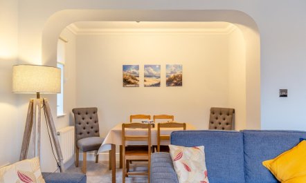 4 Bed in Weymouth 8