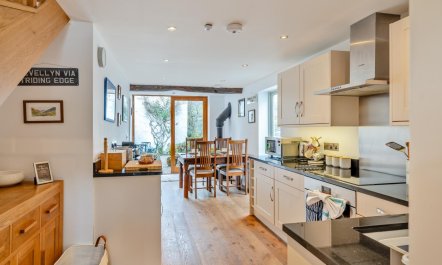 2 Bed in Troutbeck 2