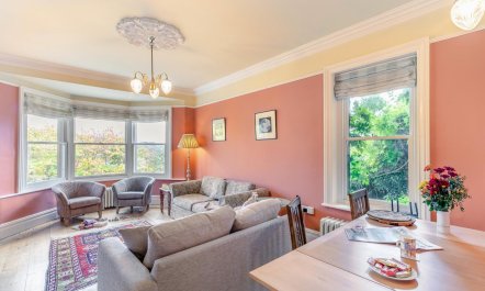 3 Bed in Bakewell 1