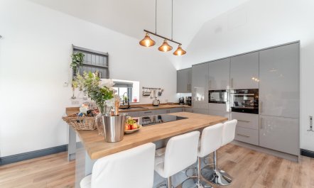 5 Bed in Galston 9