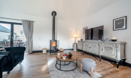 5 Bed in Galston 2