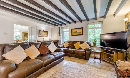 3 Bed in St. Florence 4