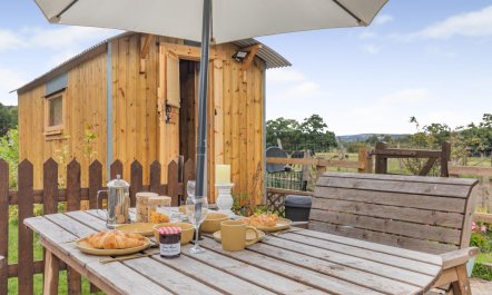 1 Bed in Endon 1
