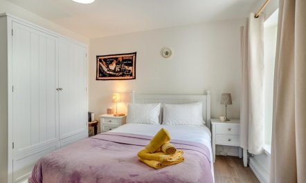 3 Bed in Mumbles 4
