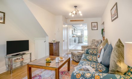 3 Bed in Mumbles 5