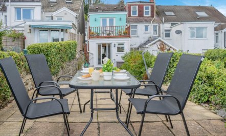 3 Bed in Mumbles 2