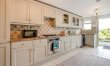 3 Bed in Mumbles 7