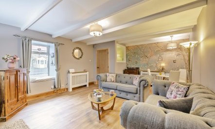 2 Bed in Lowick 1