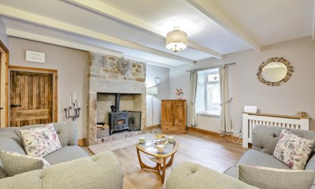 2 Bed in Lowick