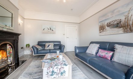 6 Bed in Llandudno 4