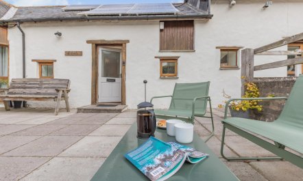 2 Bed in Lobb