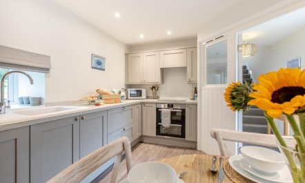 2 Bed in Lobb 3