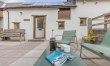 2 Bed in Lobb 0