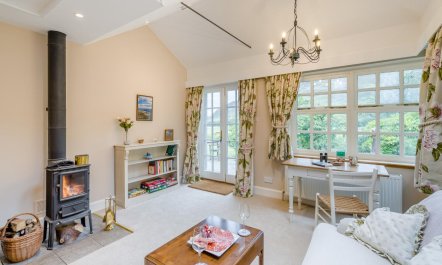 3 Bed in Comrie 2
