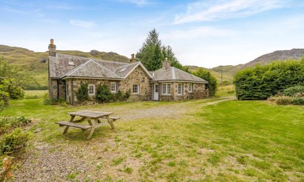 3 Bed in Comrie 7