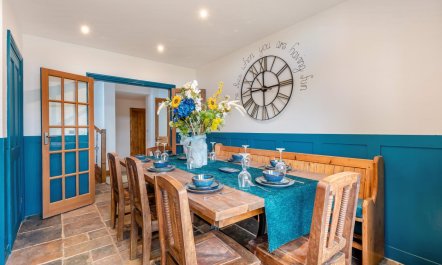 3 Bed in Wrangle 8