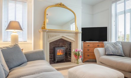 4 Bed in Trearddur Bay 6