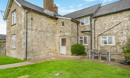 2 Bed in Whitwell 1