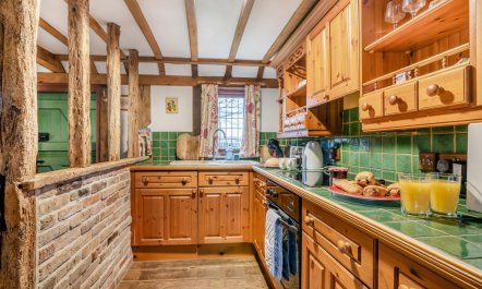 1 Bed in Ashburnham 7