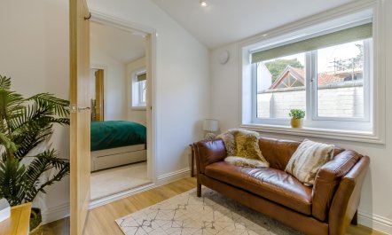 1 Bed in Overstrand 1