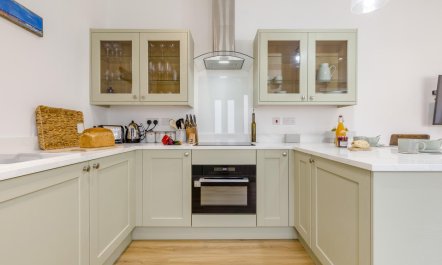 1 Bed in Overstrand 6