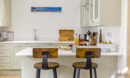 1 Bed in Overstrand 7