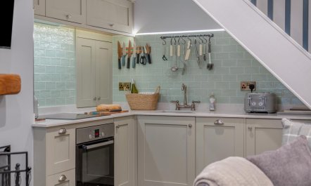 3 Bed in Whitby 1