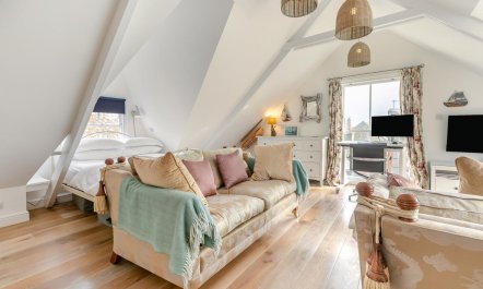 4 Bed in St. Ives 4