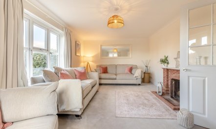 3 Bed in Docking 5