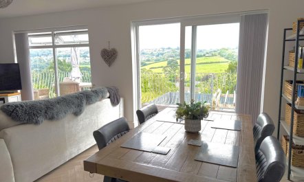 3 Bed in Saundersfoot 2