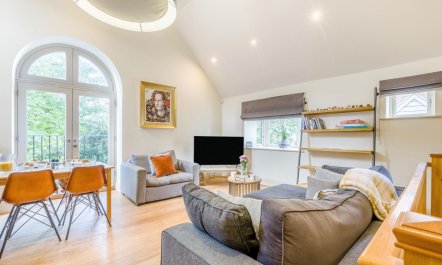 2 Bed in Langham 5