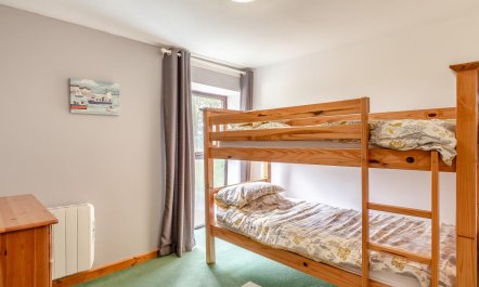 3 Bed in Woodford 9