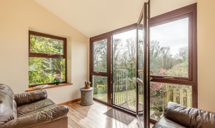 3 Bed in Woodford 3