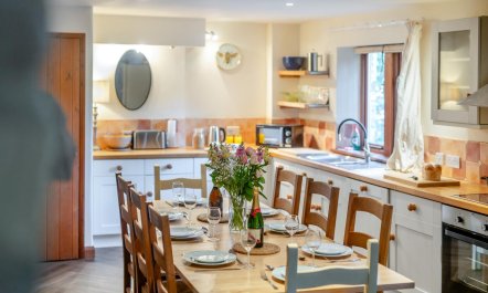 4 Bed in Hawes 2
