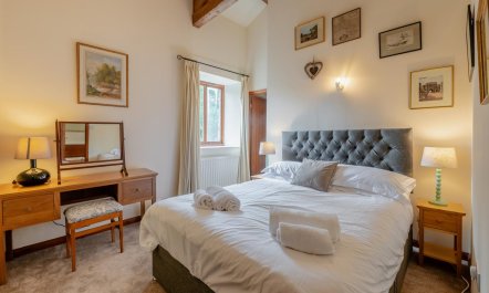 4 Bed in Hawes 4