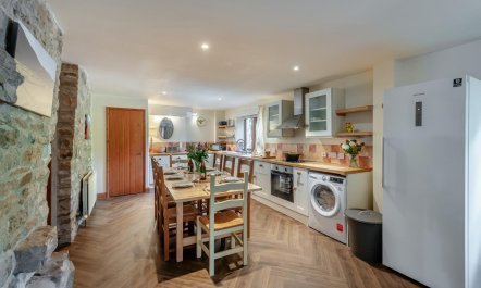 4 Bed in Hawes 9