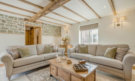 4 Bed in Moccas 5